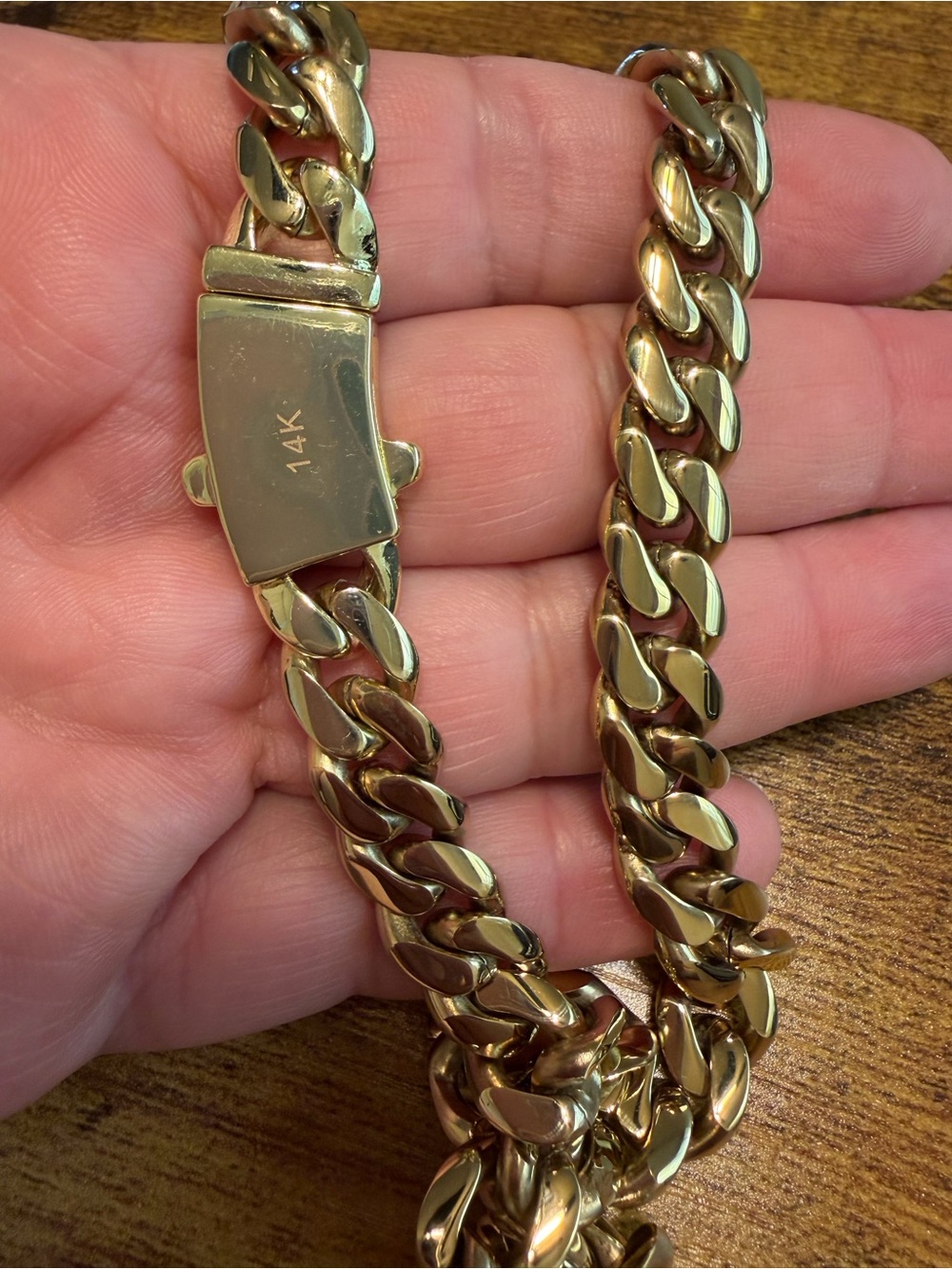 Gold Cuban Link Necklace and Bracelet Set - Picture 6 of 10